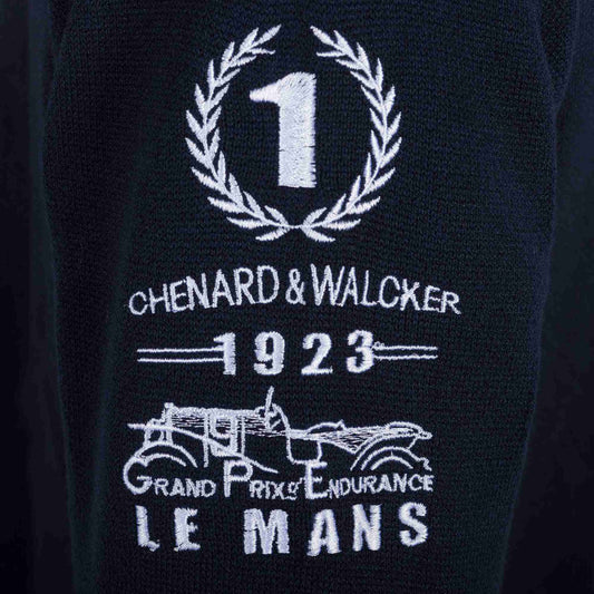 Pull Col Roulé 1923 - Légende